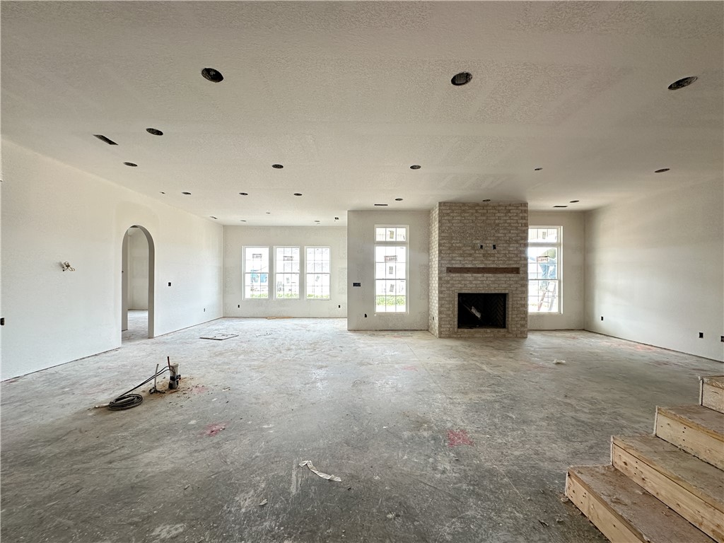 County Line Square - Residential