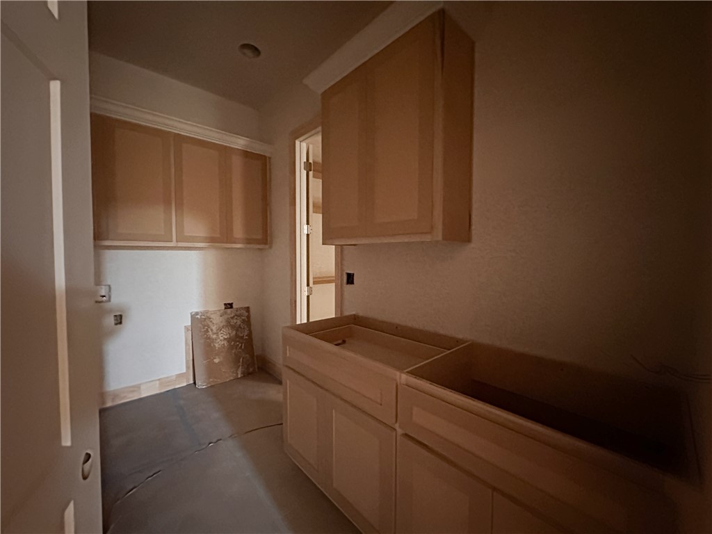 County Line Square - Residential