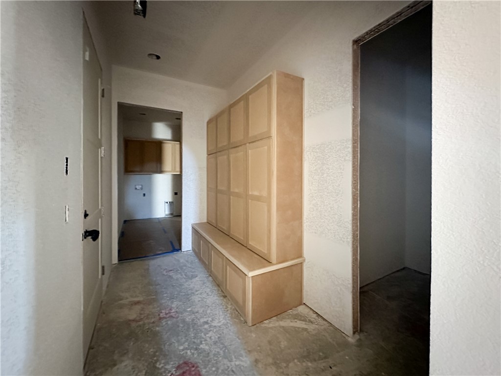 County Line Square - Residential