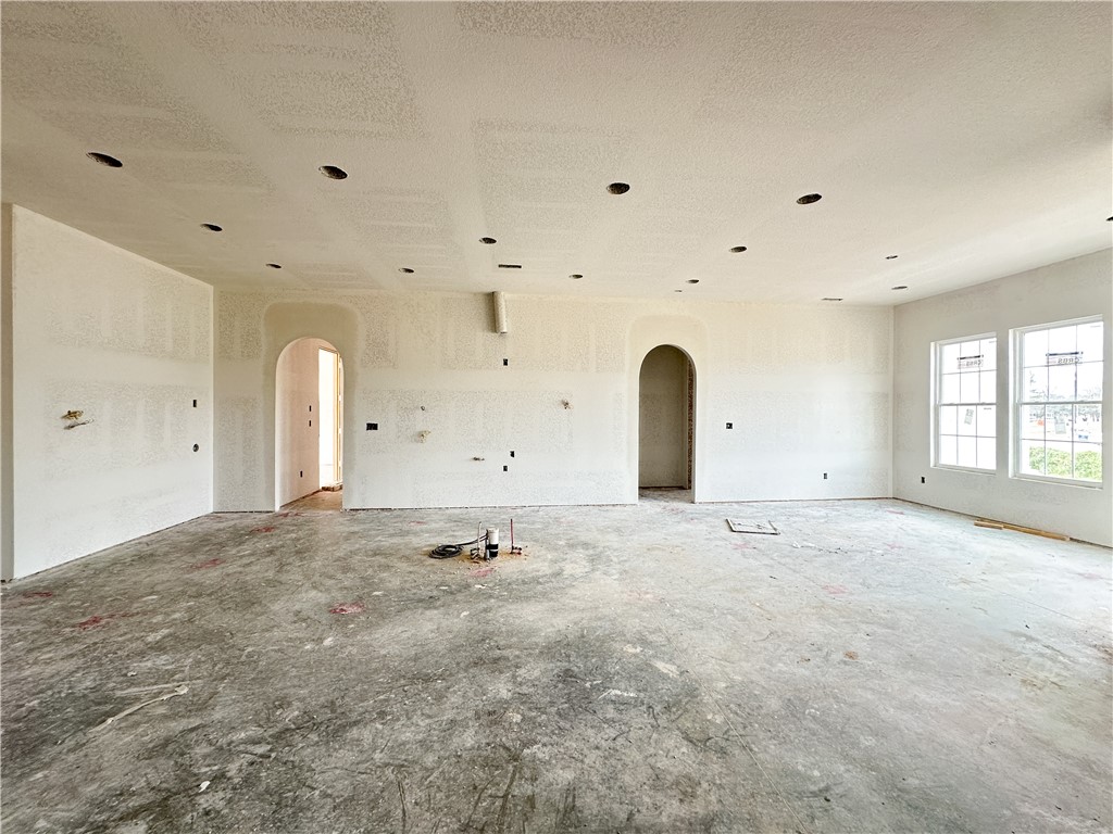 County Line Square - Residential