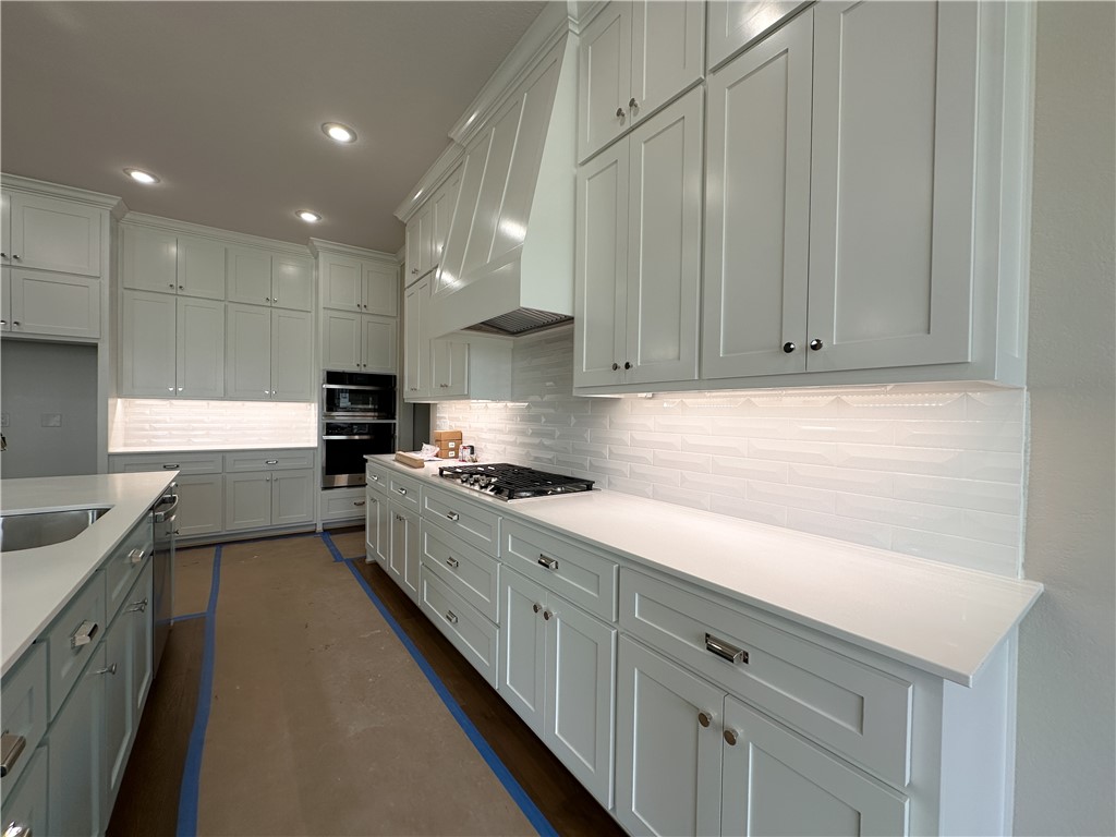 County Line Square - Residential