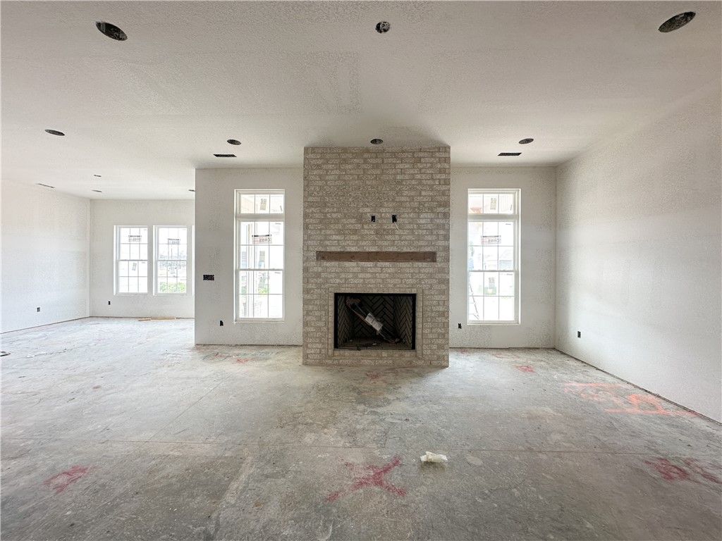 County Line Square - Residential