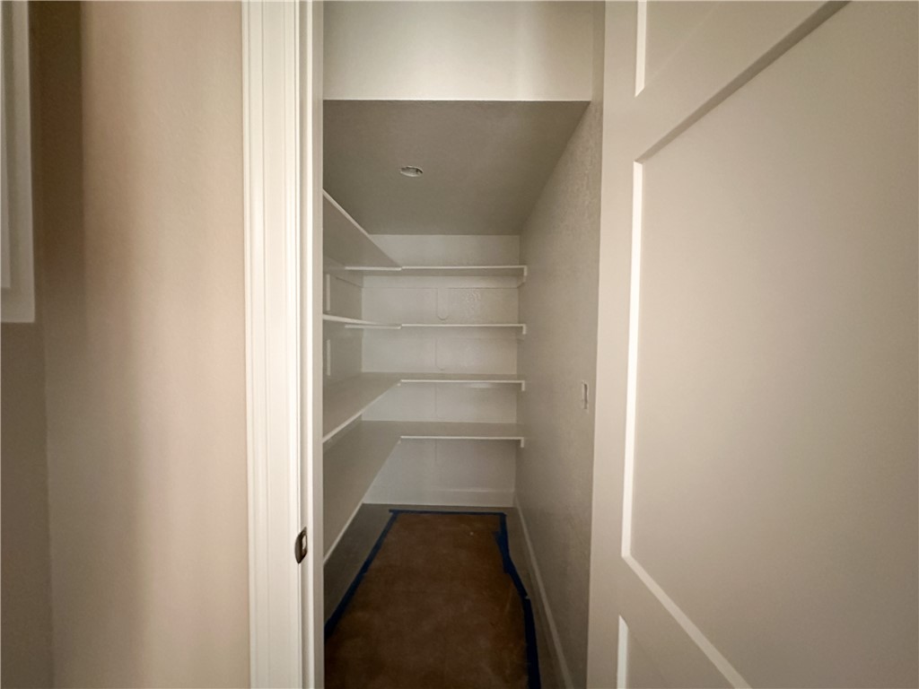 County Line Square - Residential