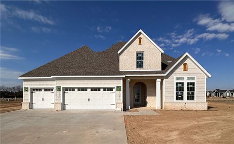 Photo of 3000 Courtyard Street, Springdale, AR 72762 (MLS # 1332496)