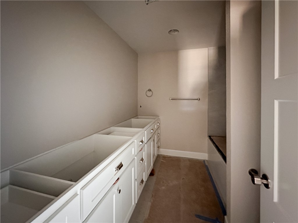 County Line Square - Residential