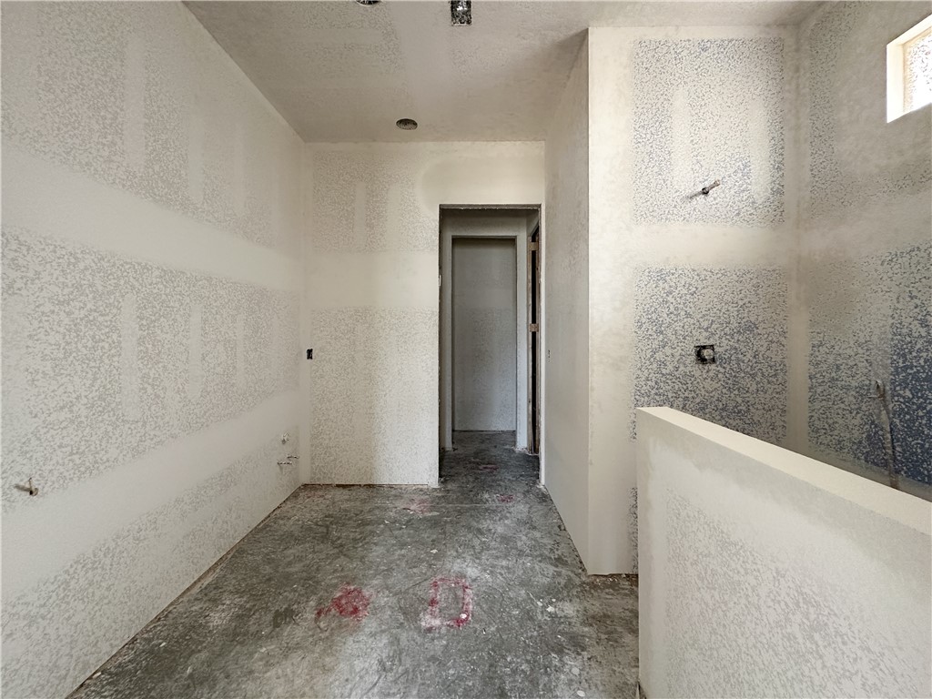 County Line Square - Residential