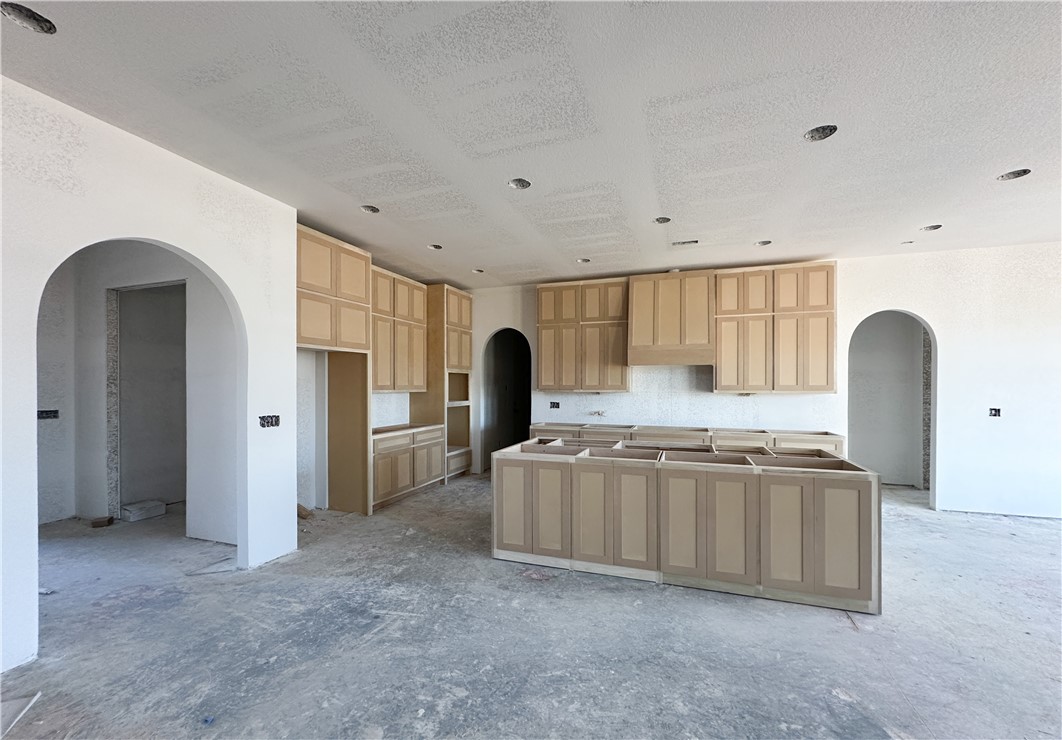 County Line Square - Residential