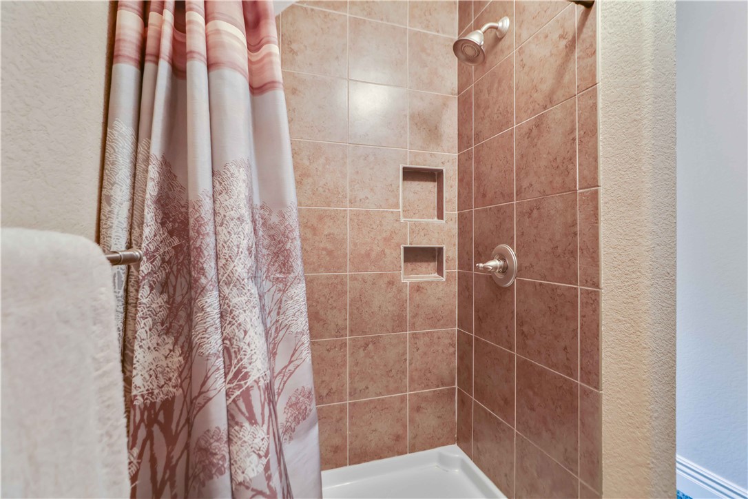 Knolls - Residential