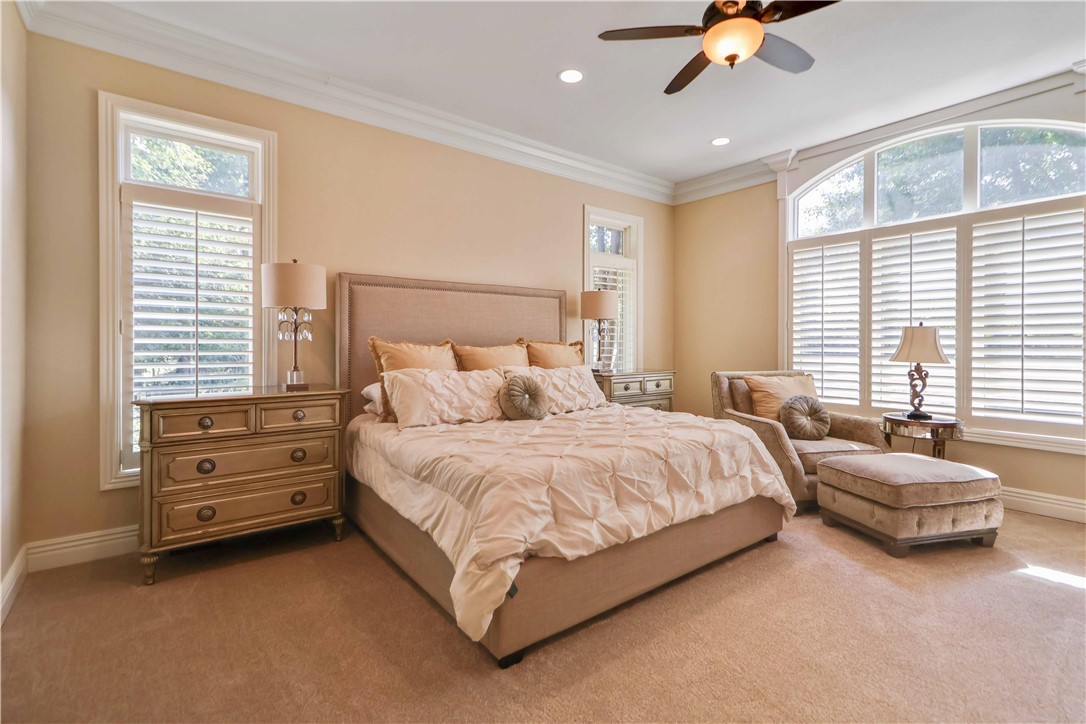 Knolls - Residential