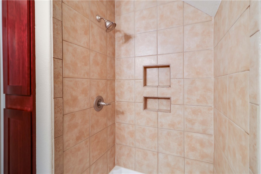 Knolls - Residential