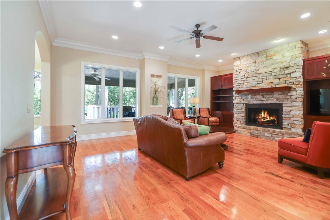 Knolls - Residential