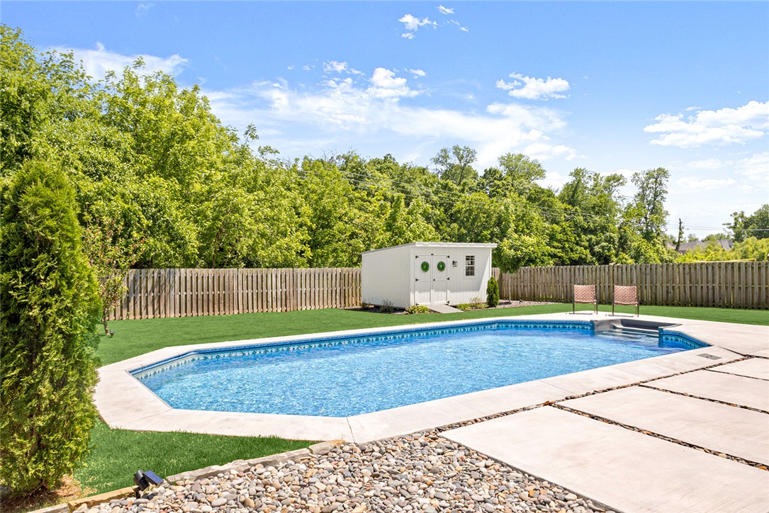 Quail Hollow Ph 1 Centerton - Residential