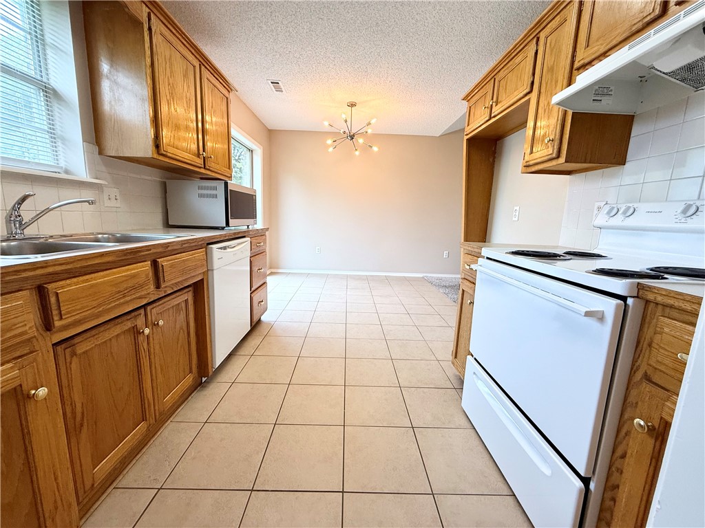 Southview Sub Ph I Lowell - Residential Lease