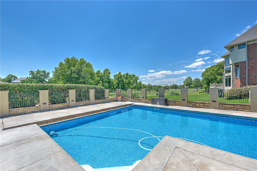 Pinnacle - Residential