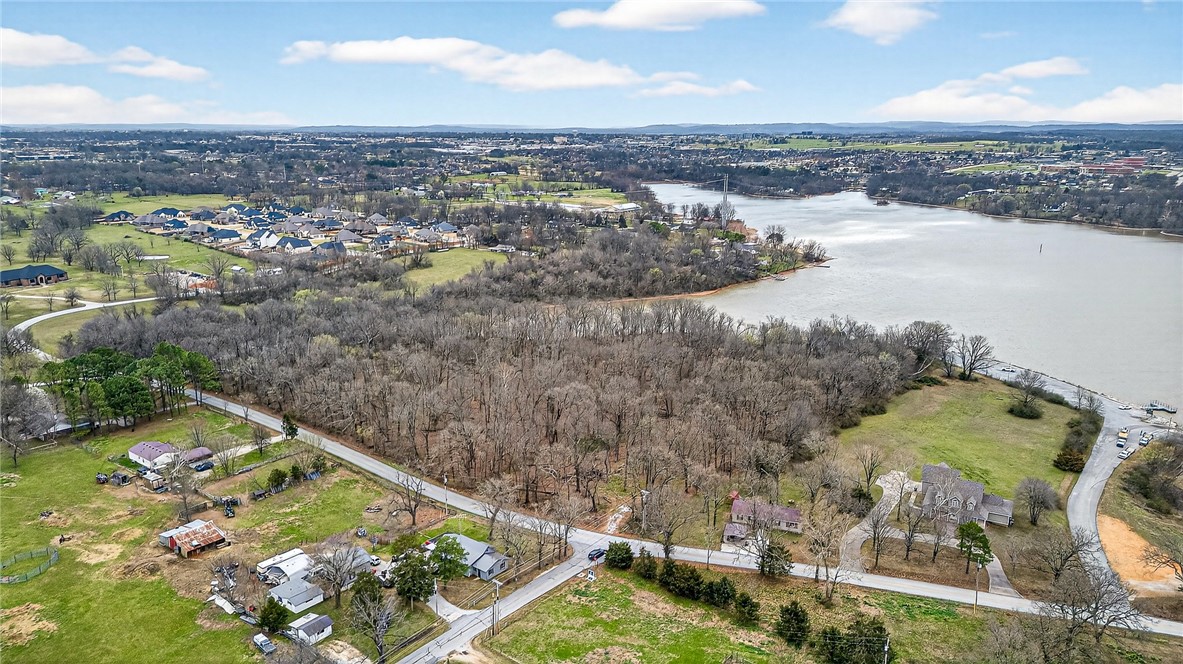 Elm Spgs Outlots - Land