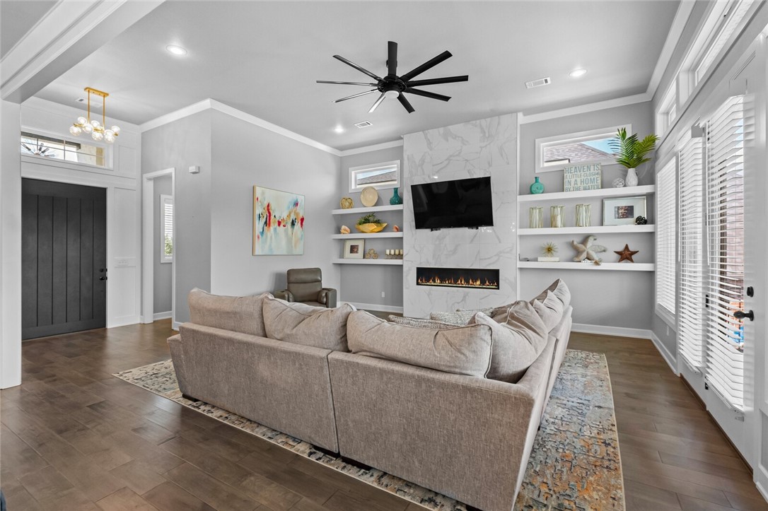 Shadow Valley Ph Ix Rogers - Residential