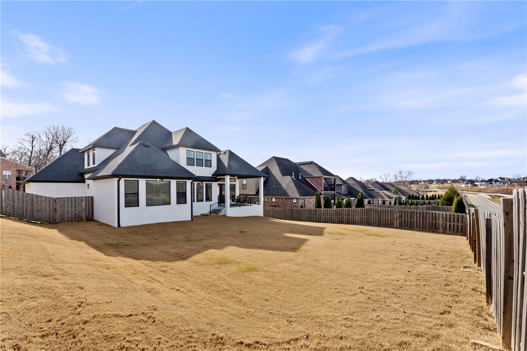 Shadow Valley Ph Ix Rogers - Residential