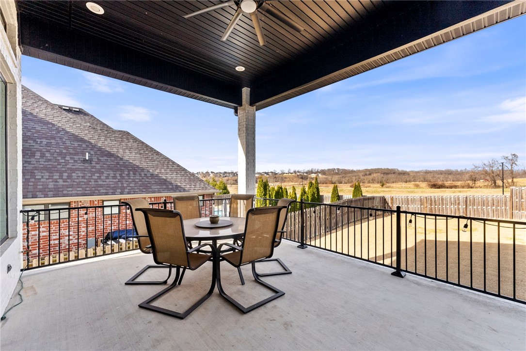 Shadow Valley Ph Ix Rogers - Residential