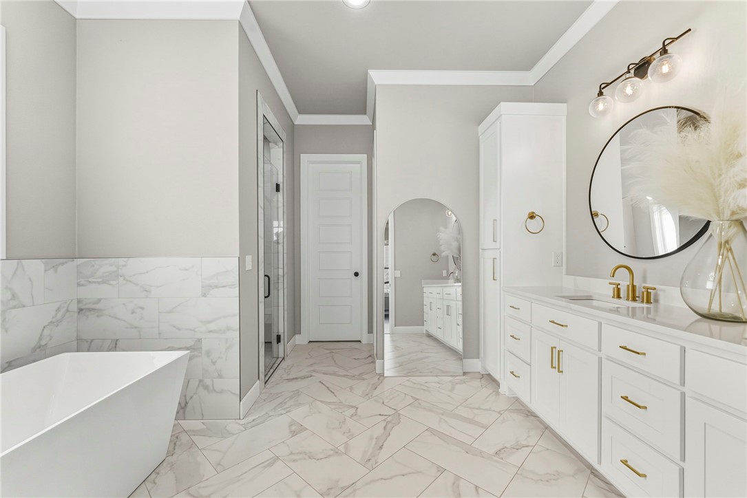 Shadow Valley Ph Ix Rogers - Residential