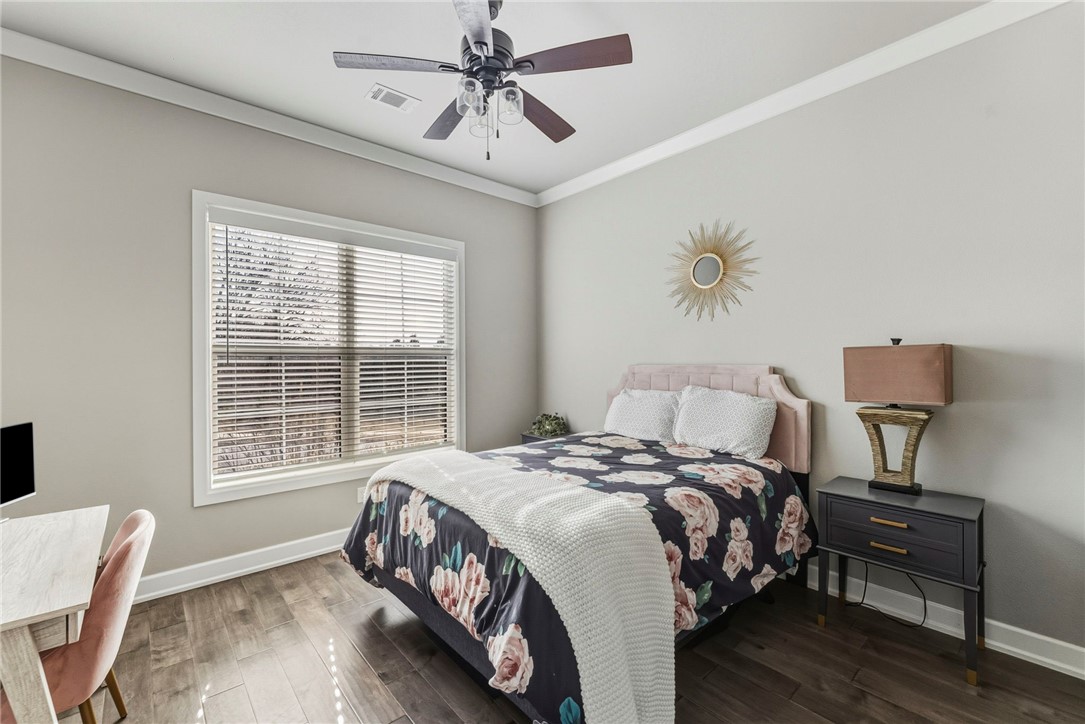 Shadow Valley Ph Ix Rogers - Residential