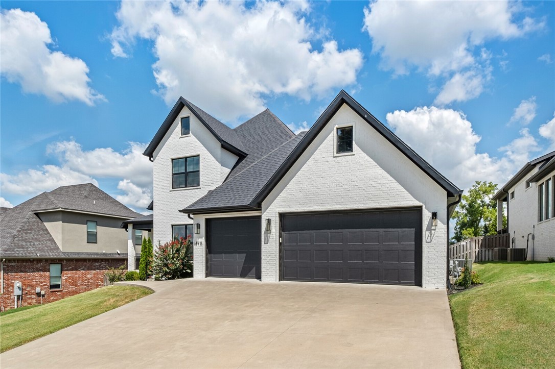 Shadow Valley Ph Ix Rogers - Residential