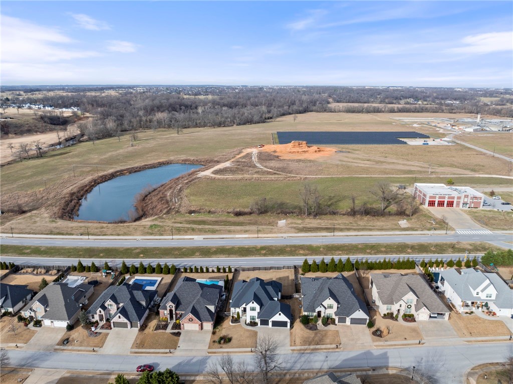 Shadow Valley Ph Ix Rogers - Residential