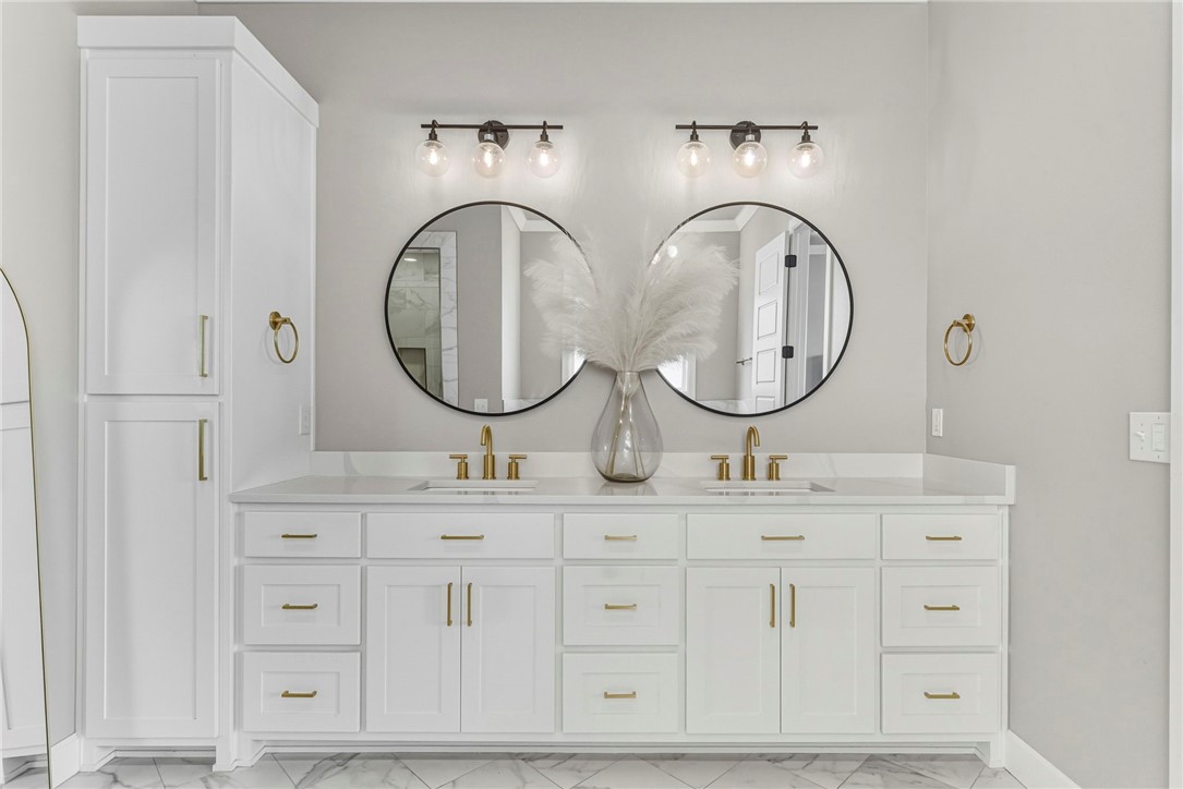 Shadow Valley Ph Ix Rogers - Residential