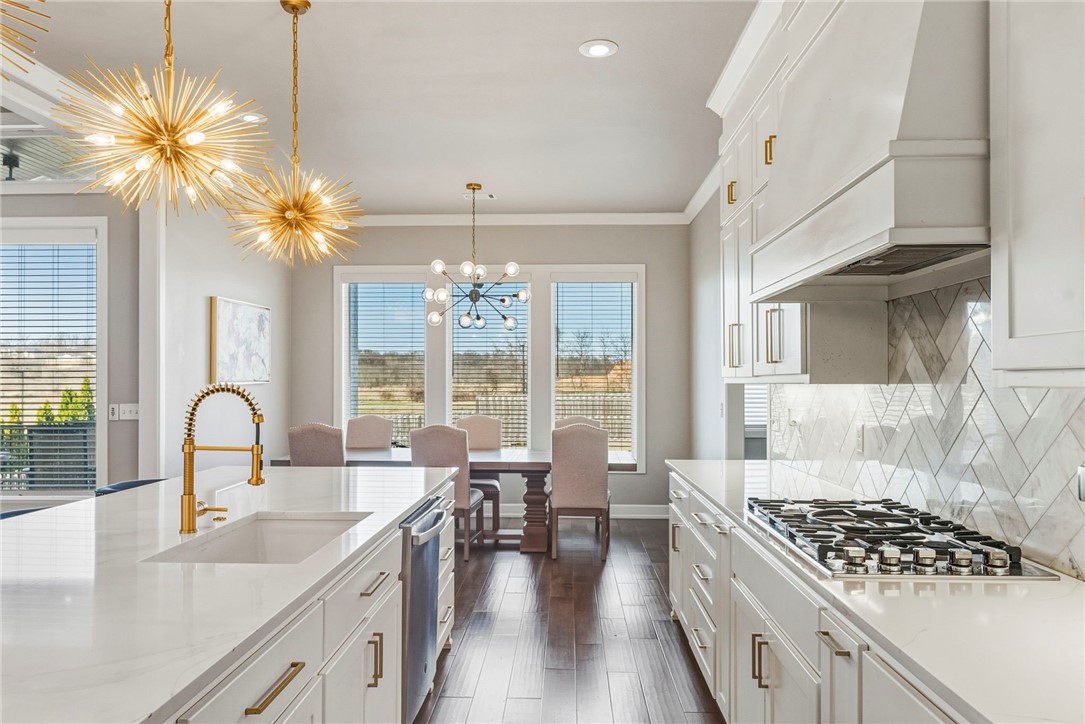 Shadow Valley Ph Ix Rogers - Residential