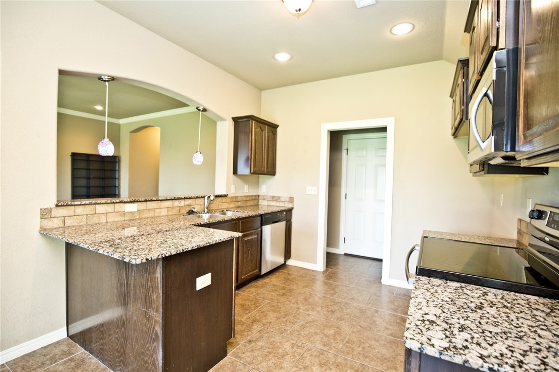 Cobblestone Sub Ph Ii - Residential Lease