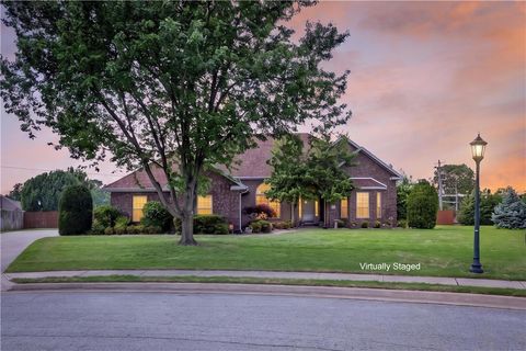 Photo of 4752 Stonecrest Circle, Springdale, AR 72762 (MLS # 1343493)