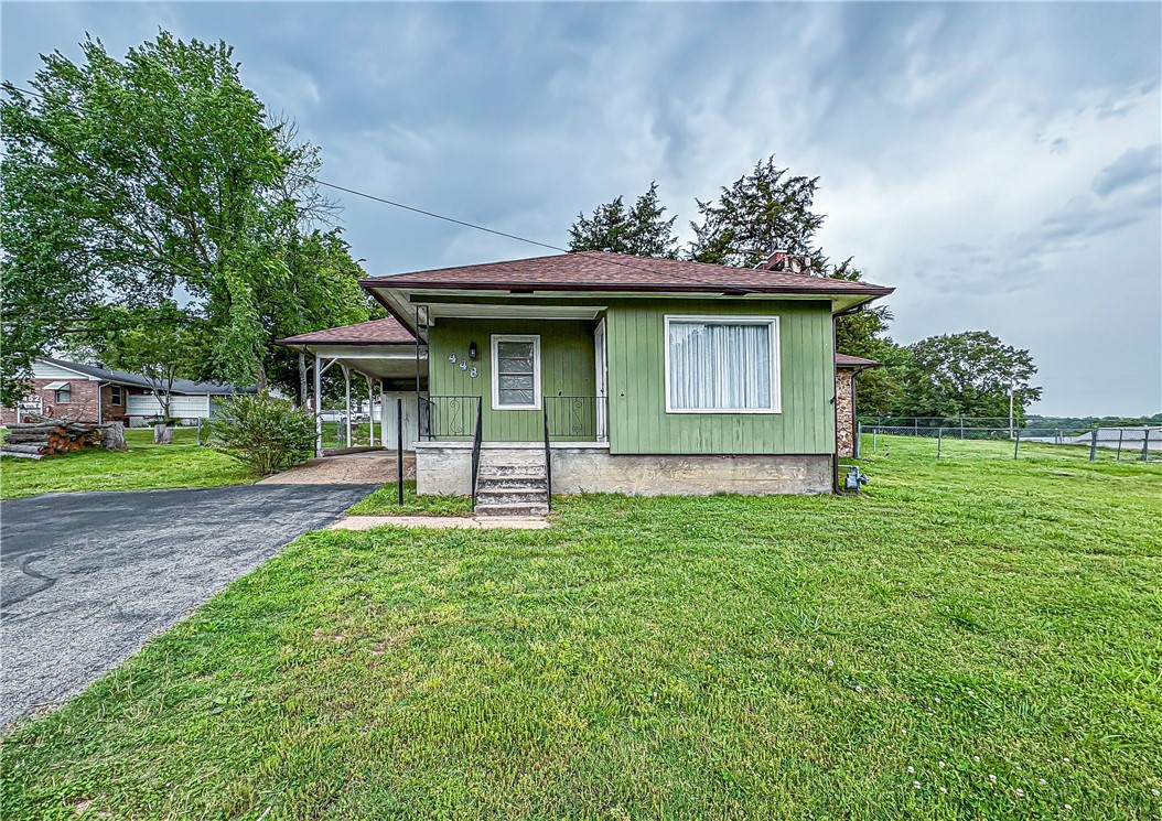 Check out this lovely home on ½ acre just on the edge of the beautiful, quiet, little town of Yellville! Many updates have been made to this charming home in the past few months. There is a large fenced in backyard for your pups, and a 16x20 shop/out building out back. It is within walking distance from public access on Crooked Creek and the city park which has walking trails, a splash pad and many other amenities. It is centrally located from Buffalo River, White River, and Bull Shoals Lake, each being only 20 minutes away
