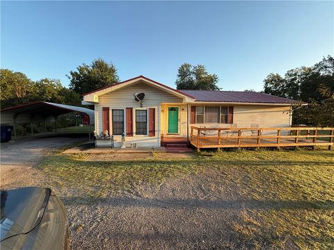 Photo of 702 W Main Street, Atkins, AR 72823 (MLS # 1341124)
