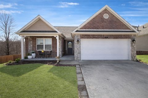 Photo of 37 Valley View Circle, Bentonville, AR 72712 (MLS # 1335727)