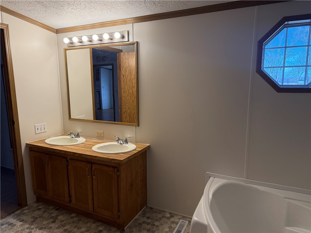 22-15-33 - Residential