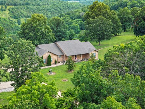 Photo of 12276 Dubuque Road, Omaha, AR 72662 (MLS # 1349790)