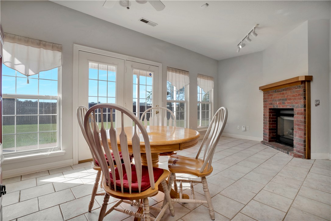 Shady Acre Est - Residential