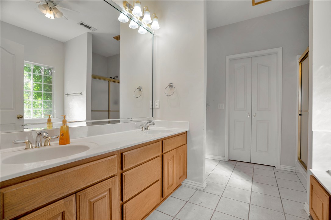 Shady Acre Est - Residential