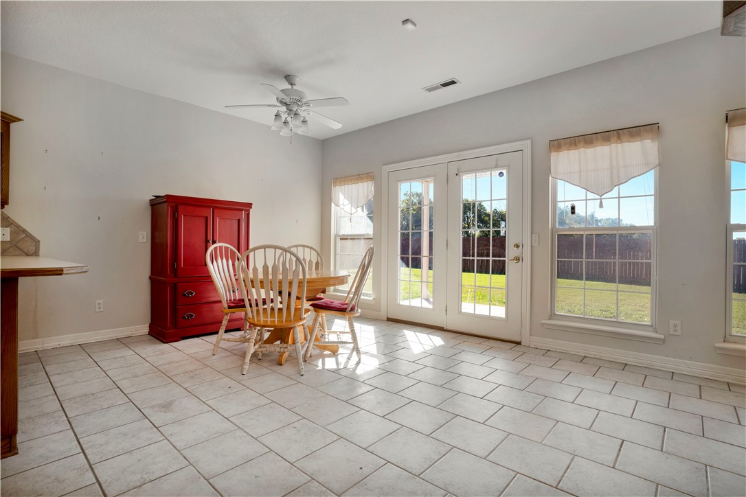 Shady Acre Est - Residential