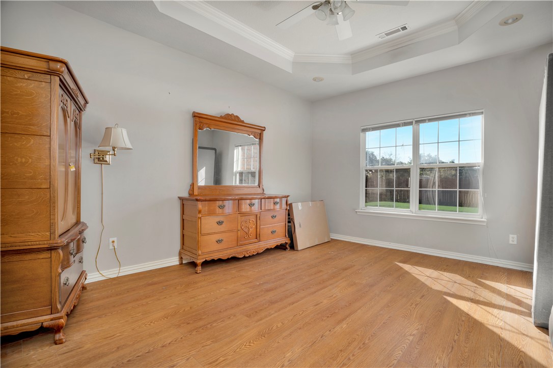 Shady Acre Est - Residential