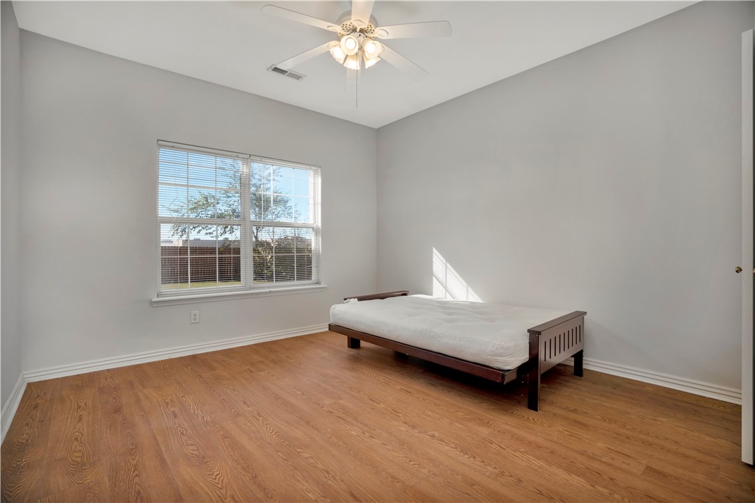 Shady Acre Est - Residential