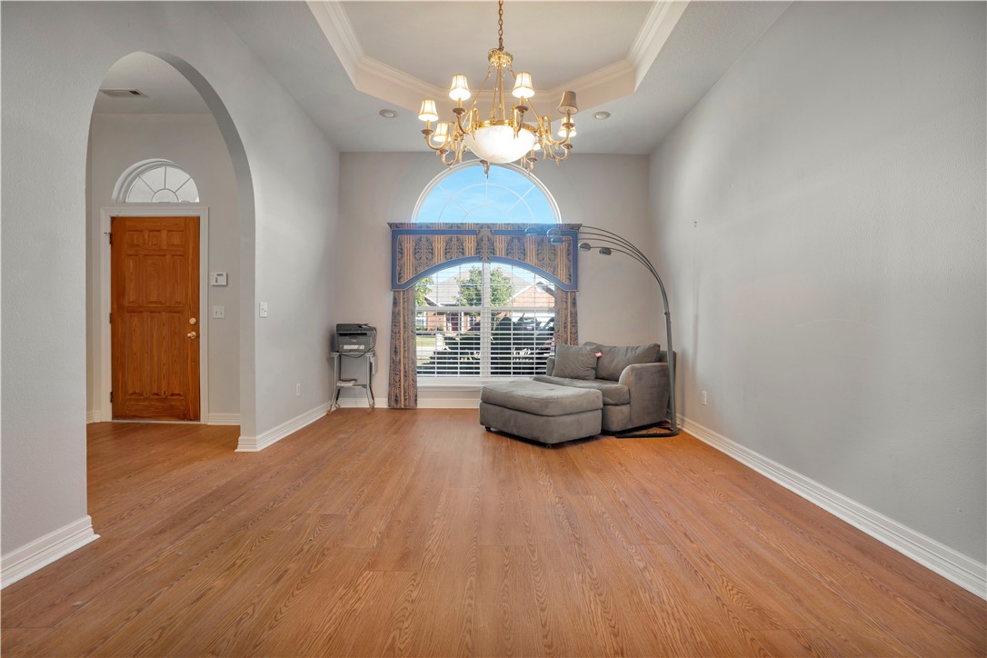 Shady Acre Est - Residential