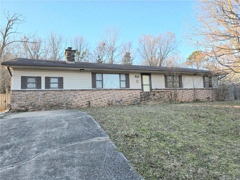 Photo of 349 W Wilson Street, Fayetteville, AR 72701 (MLS # 1336971)