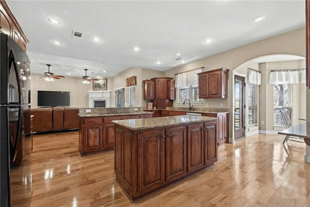 Elm Spgs Outlots - Residential