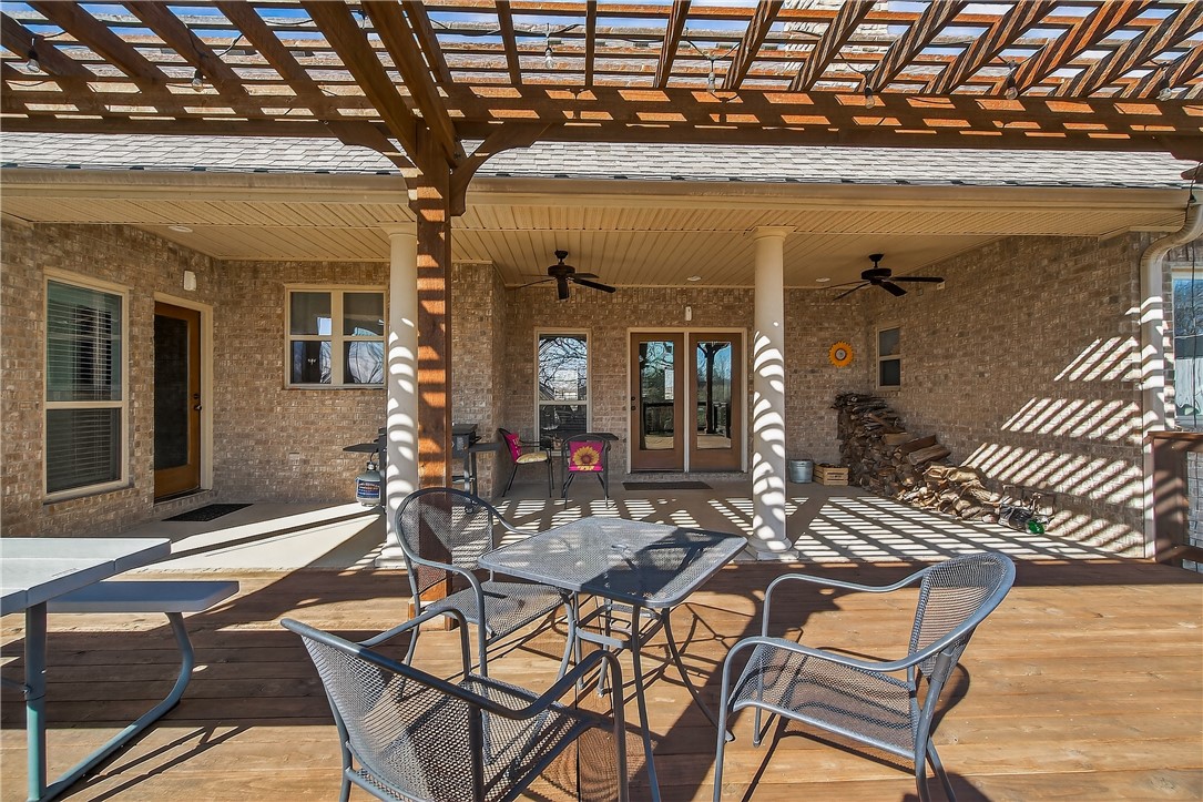 Elm Spgs Outlots - Residential