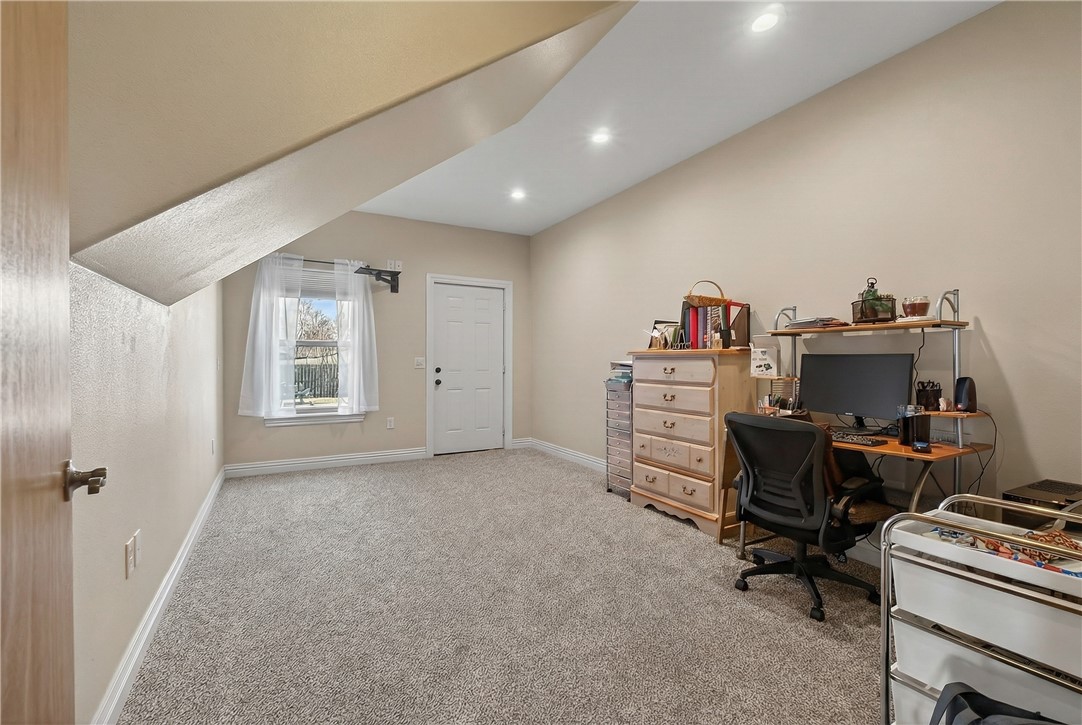 Elm Spgs Outlots - Residential