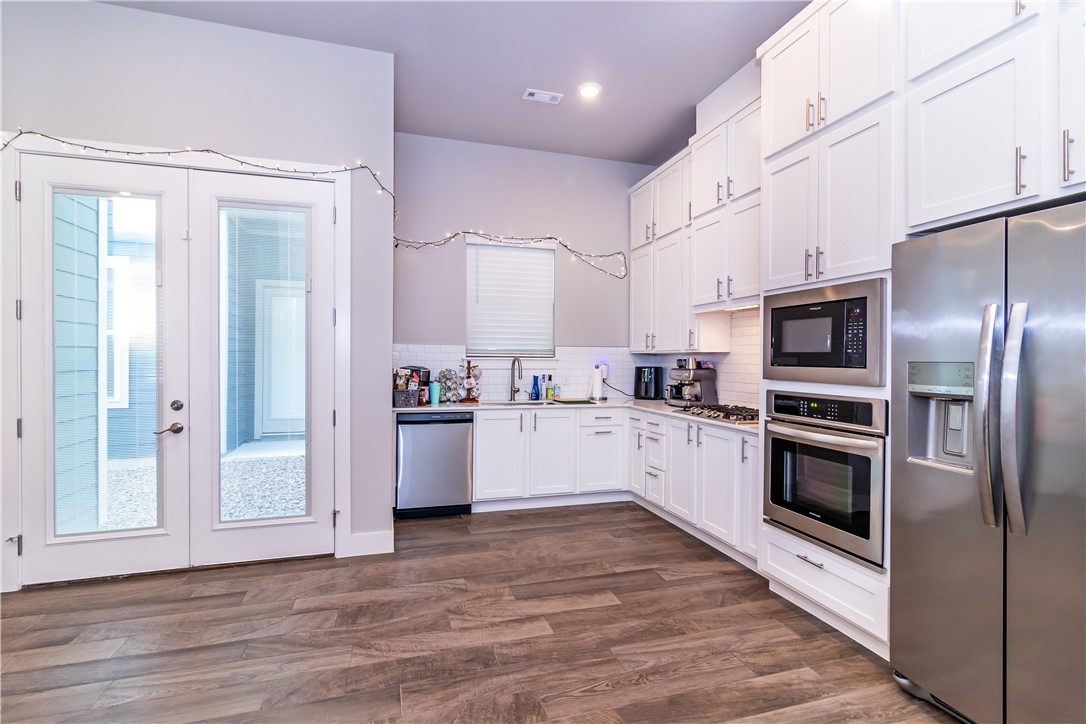 Boles Add - Residential Lease