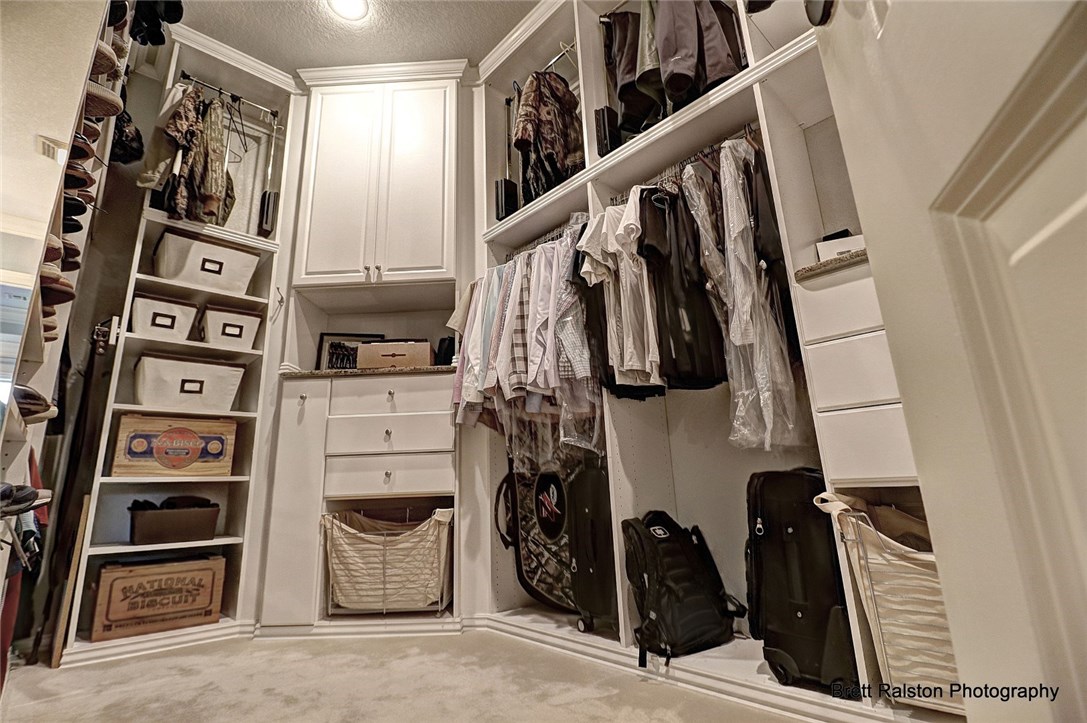 St Valery Downs Sub Cave Spgs - Residential