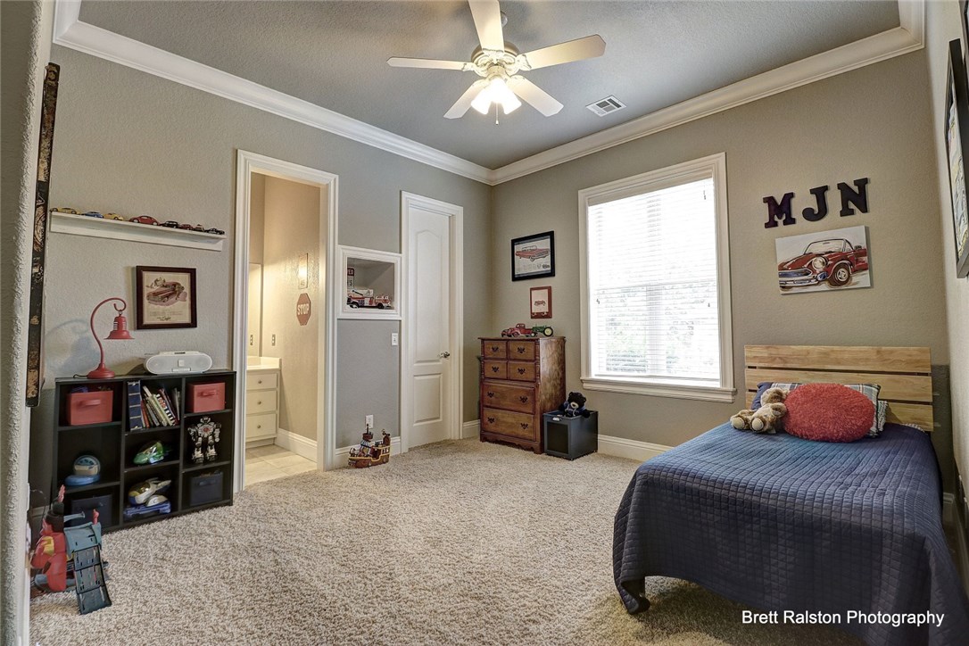 St Valery Downs Sub Cave Spgs - Residential