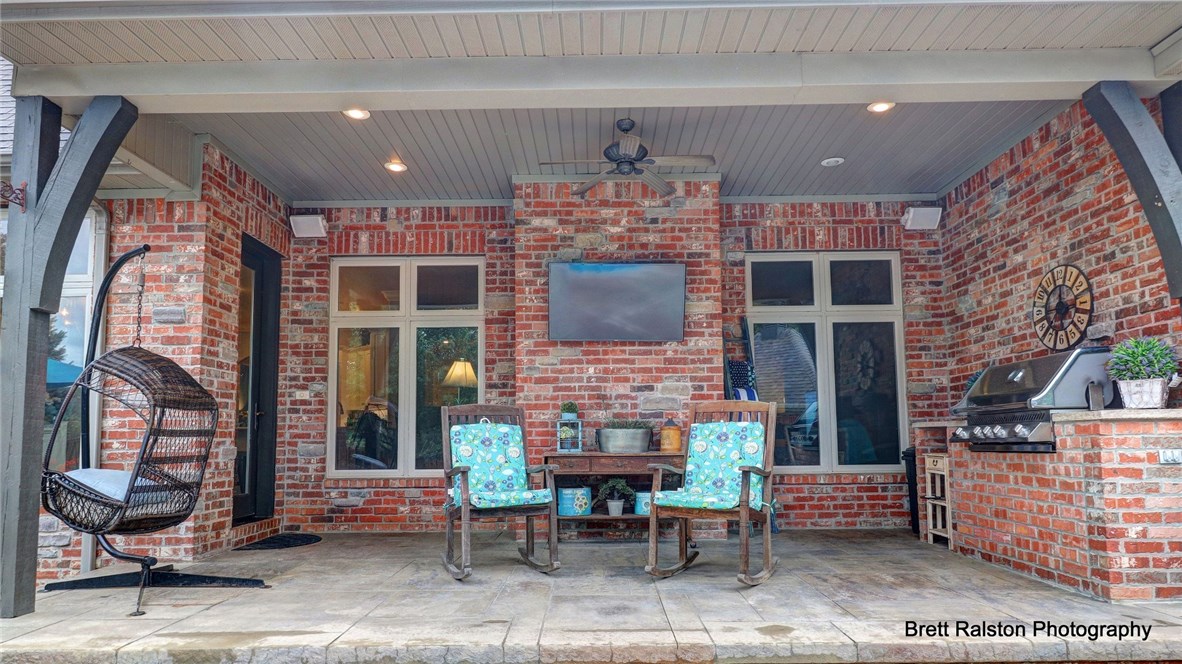 St Valery Downs Sub Cave Spgs - Residential