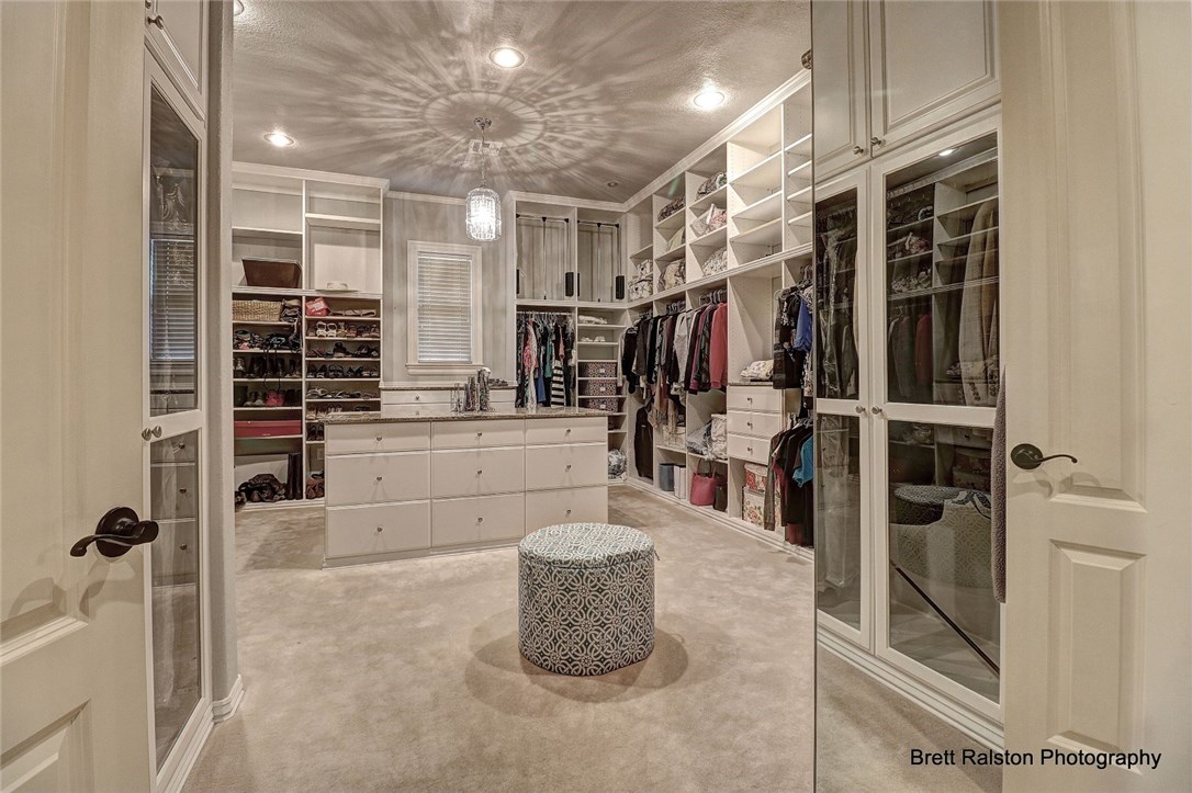 St Valery Downs Sub Cave Spgs - Residential